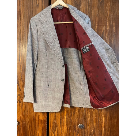 Black and Maroon Plaid Austin Reed of Regent Street Wool Suit - Picture 5 of 15